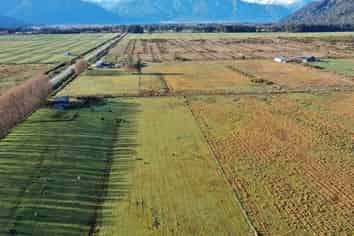 Lot 1 DP 3 La Fontaine Road, Harihari