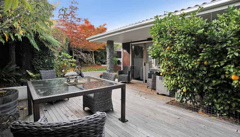 2/97 Leinster Road, Strowan