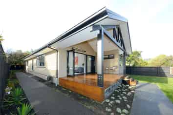 205 Fifield Terrace, Saint Martins