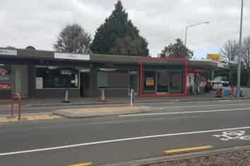 Retail unit for lease