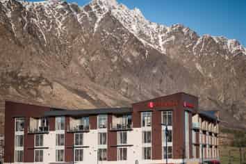 Raging Retail at the Remarkables!