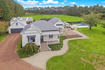 SENSATIONAL COUNTRYSIDE LIVING WITH STRATEGIC ...