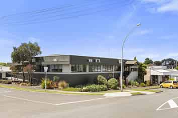 Invest with a Government tenant