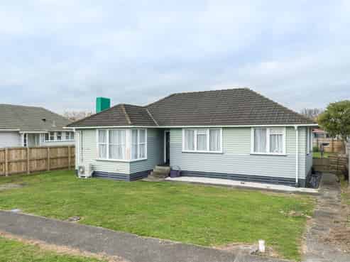 47 Clausen Street, Takaro