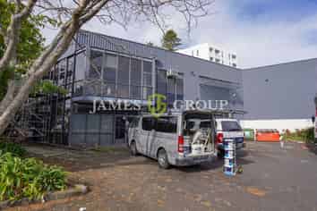 Scarce Kingsland Warehouse Offering