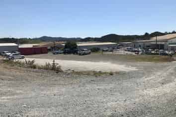 Large Development Lease Opportunity!