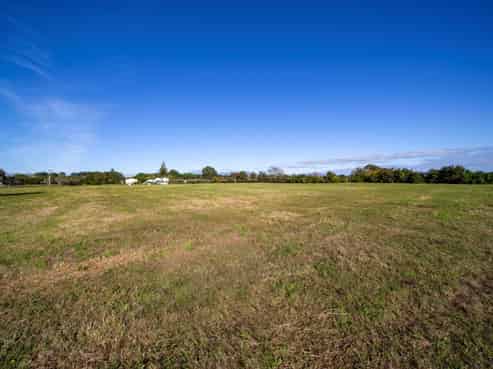 25 Airport Drive, Bell Block