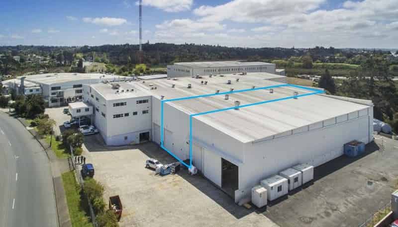  Henderson, Henderson