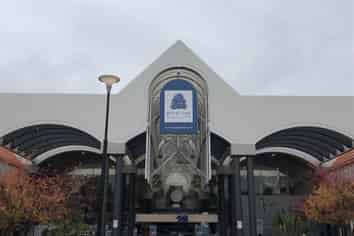 Corner Retail at Royal Oak Shopping Centre!