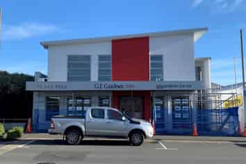 New Richmond office suite