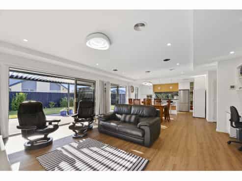 16 Warhorse Gate, Halswell