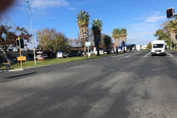 High profile trade retail/showroom