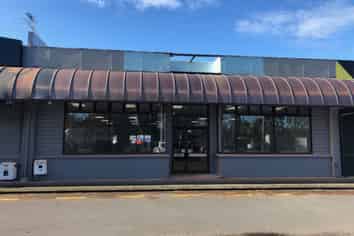 High profile trade retail/showroom