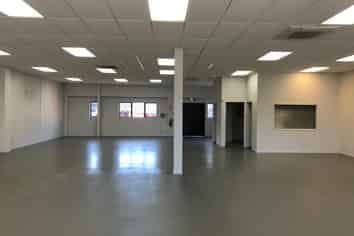 High profile trade retail/showroom