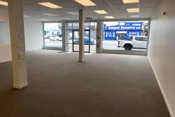 MT ROSKILL RETAIL OR OFFICE