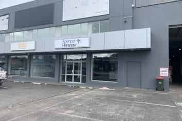 MT ROSKILL RETAIL OR OFFICE