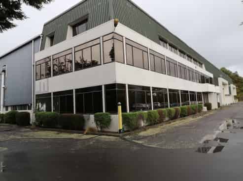 Large industrial office