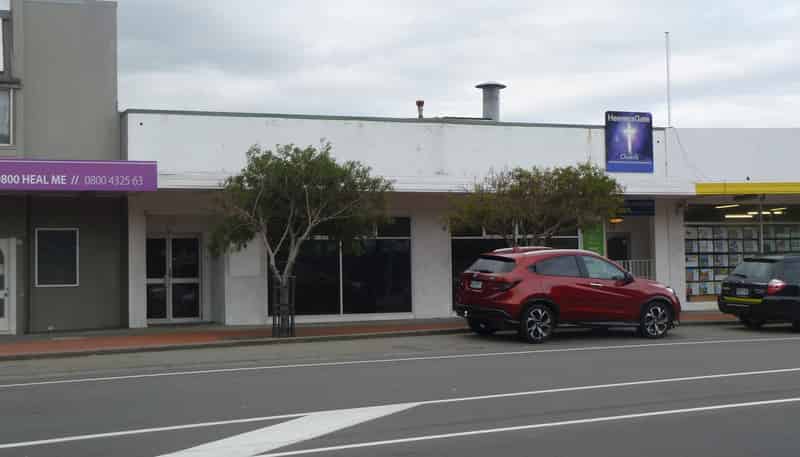 6 Lyttleton Avenue, Porirua