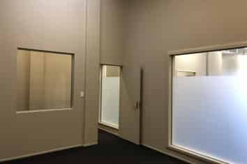 200sqm Showroom on Mt Wellington Highway!