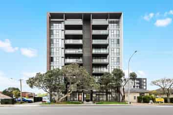 Modern Retail/Office For Sale and Lease