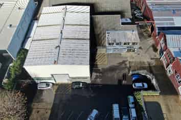 STRATEGIC CENTRAL POSITION