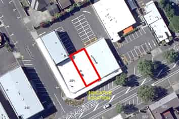 Office or Retail Premises on Broadway