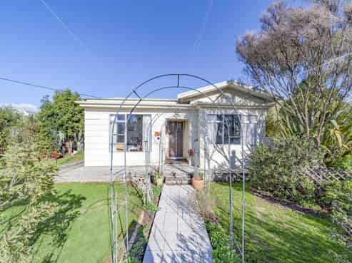 51 Sydney Street, Takapau