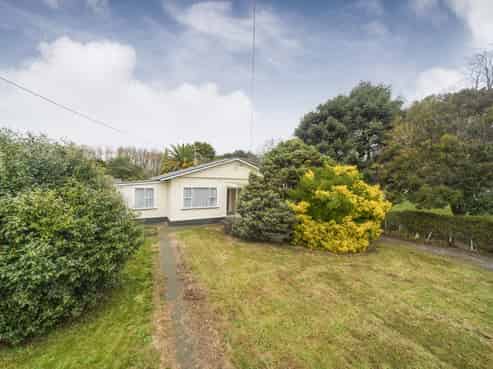 46 Bridge Street, Bulls