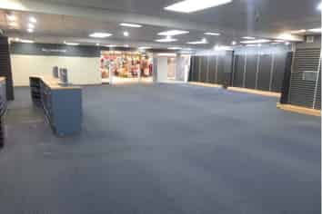 216sqm Great Retail Space In Royal Oak!