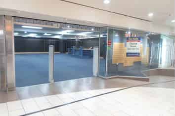 216sqm Great Retail Space In Royal Oak!