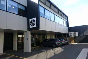 Exceptional Office Unit