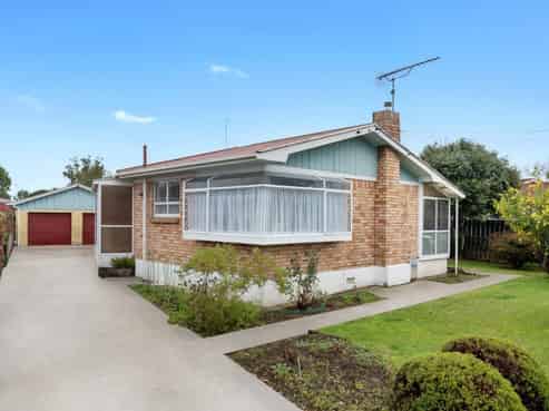 43 Silverdale Road, Silverdale