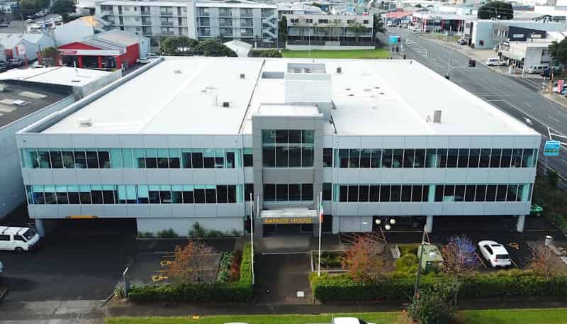 8 Gloucester Park Road, Onehunga