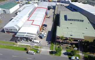 598M² INDUSTRIAL ON BORDER OF ONEHUNGA RETAIL
