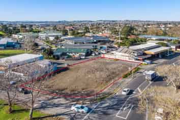 Town centre commercial opportunity