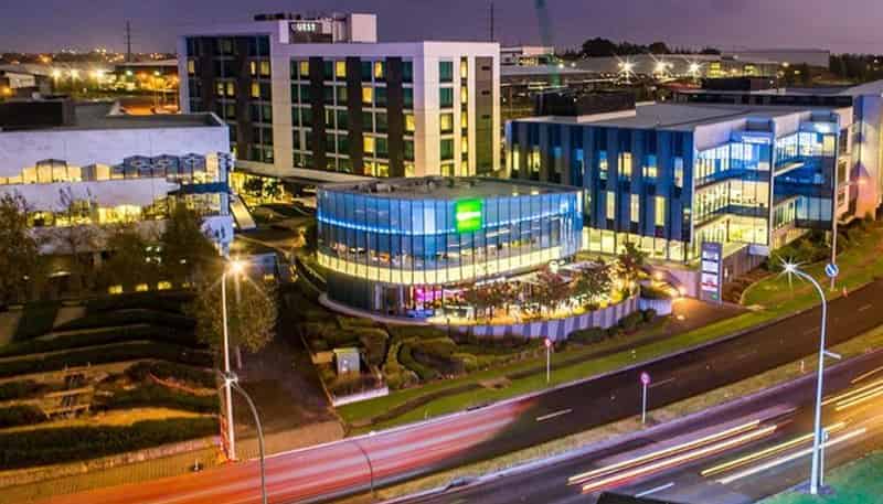 Level 1/64 Highbrook Drive, East Tamaki