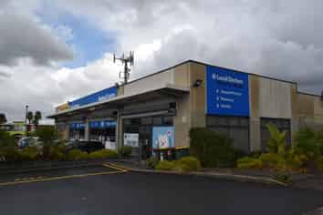 Rare Retail on Ti Irirangi Drive - Suit Pharmacy