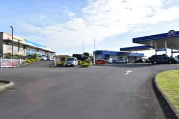 Rare Retail on Ti Irirangi Drive - Suit Pharmacy