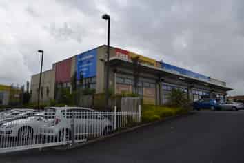 Rare Retail on Ti Irirangi Drive - Suit Pharmacy