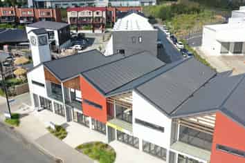 BRAND NEW RETAIL & OFFICE IN BOOM LOCATION