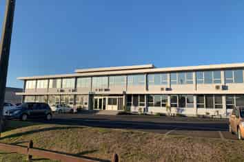 GROUND FLOOR OFFICES AT THE MOUNT