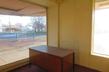 Refit in progress.  "For Lease"