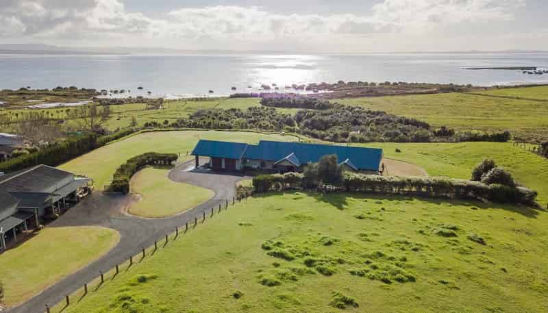 337D Clarks Beach Road, Clarks Beach