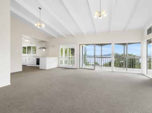 99 Kawakawa Bay Coast Rd, Kawakawa Bay