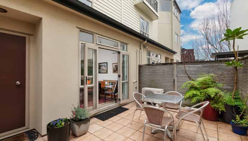 3/2 Upper Queen Street, Auckland Central