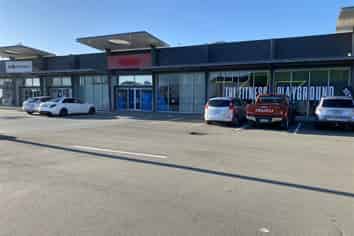 Well Presented Retail Complex