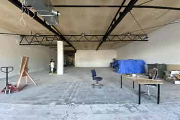 Well Presented Retail Complex