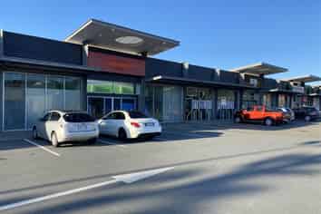 Well Presented Retail Complex