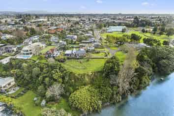 2 Eleventh Avenue, Avenues