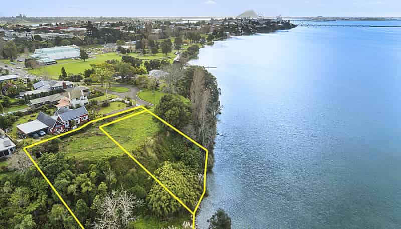 2 Eleventh Avenue, Avenues